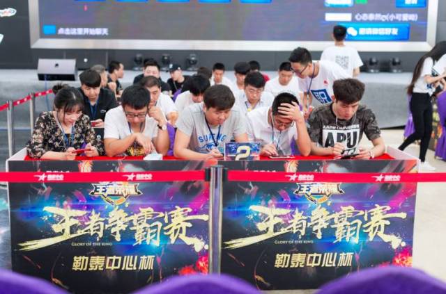 以一个简单